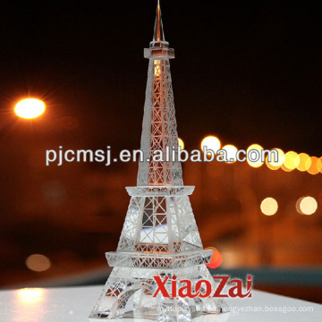 Torre Eiffel cristalina al por mayor con la luz del LED para los recuerdos del negocio